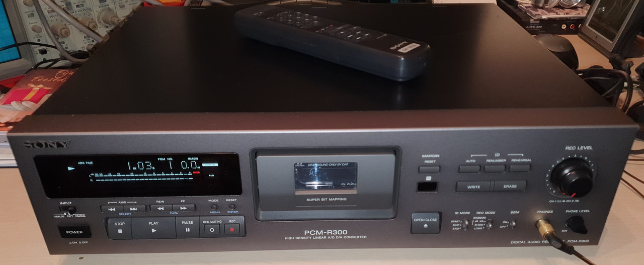 Sony PCM-R300