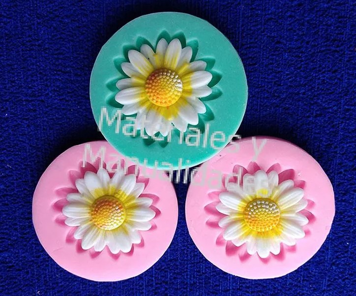 Molde en Silicona flor margarita 4cm para pasta moldeable