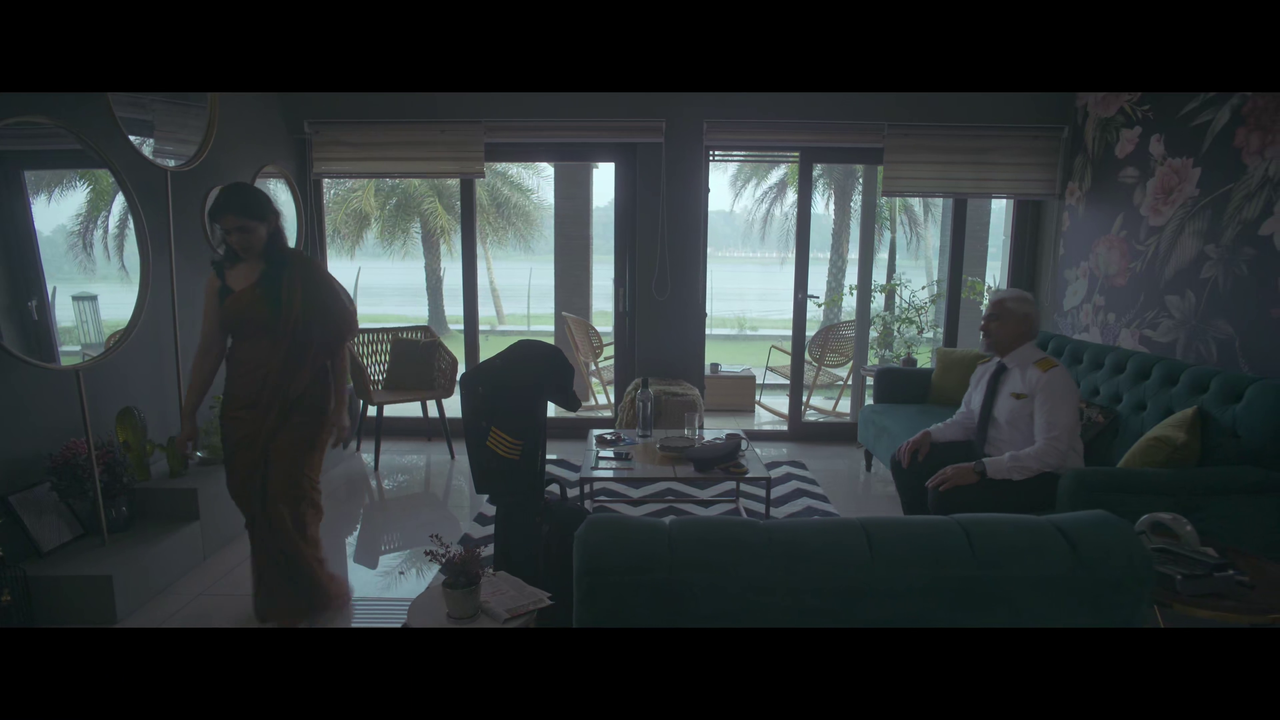 vlcsnap-2024-09-30-22h38m52s422