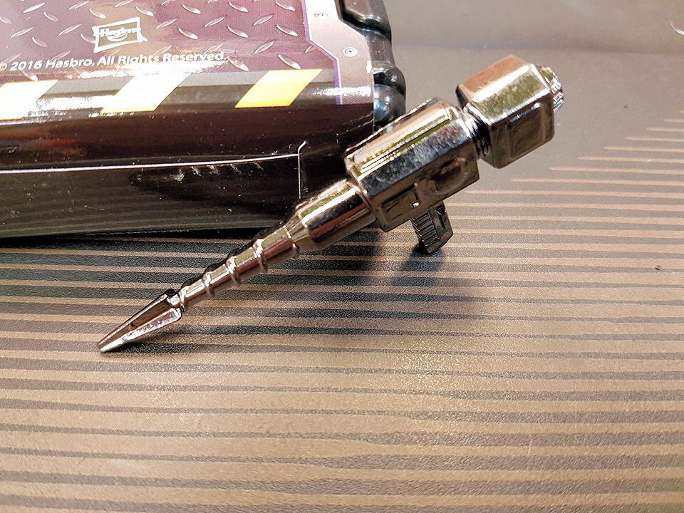 1473868089-ironhide-drill04