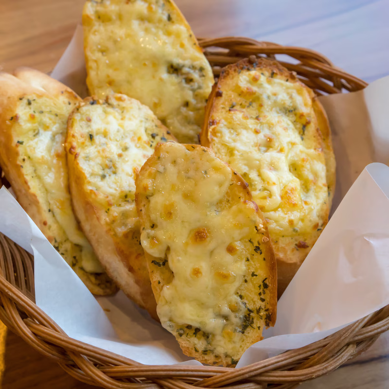 Pan Al Ajo Con Roquefort