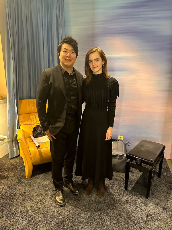 emmawatson-photogallery.blogspot.com (1)