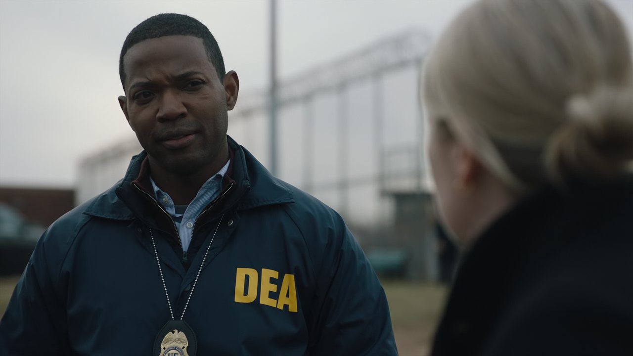 FBI.Most.Wanted.S03E12.El.Pincho.1080p.10bit.AMZN.WEB-DL.DDP5.1.HEVC-Vyndros.mkv_snapshot_08.49_[202