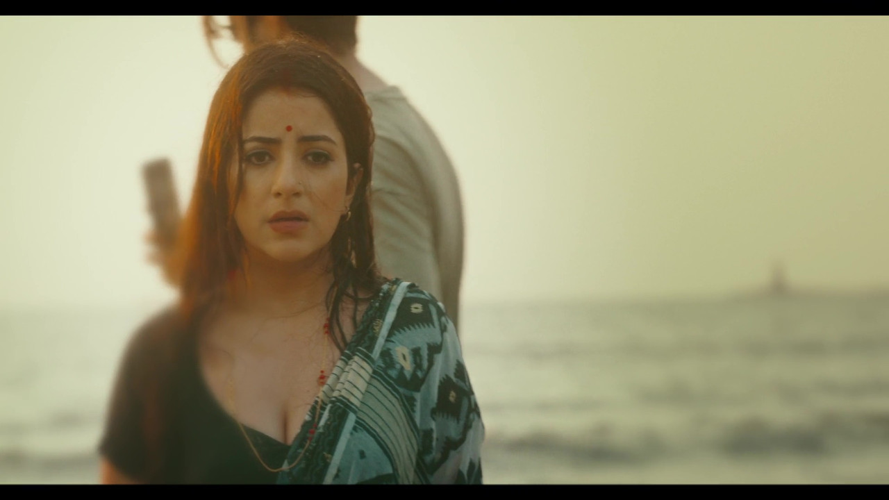 vlcsnap-2025-04-16-22h56m37s179