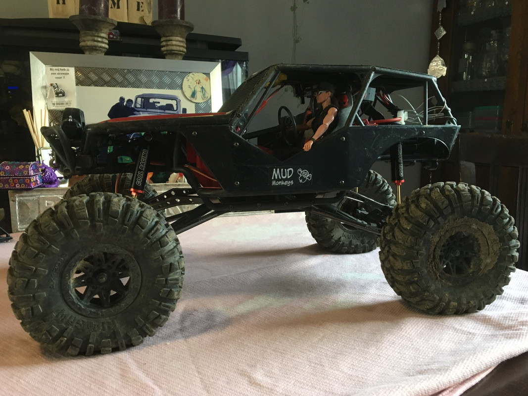 4B0D9F51-23B1-4C2D-B9F0-4BCF198602DB