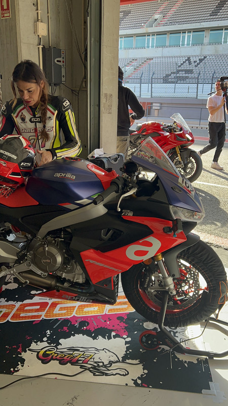 C3538D53-7F80-4A85-86E9-BE7E87667768