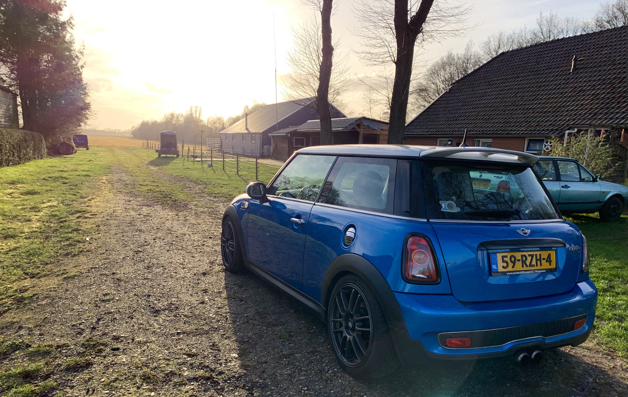 E38DE02C-A929-4DD1-A348-D7D2E8B22F1E