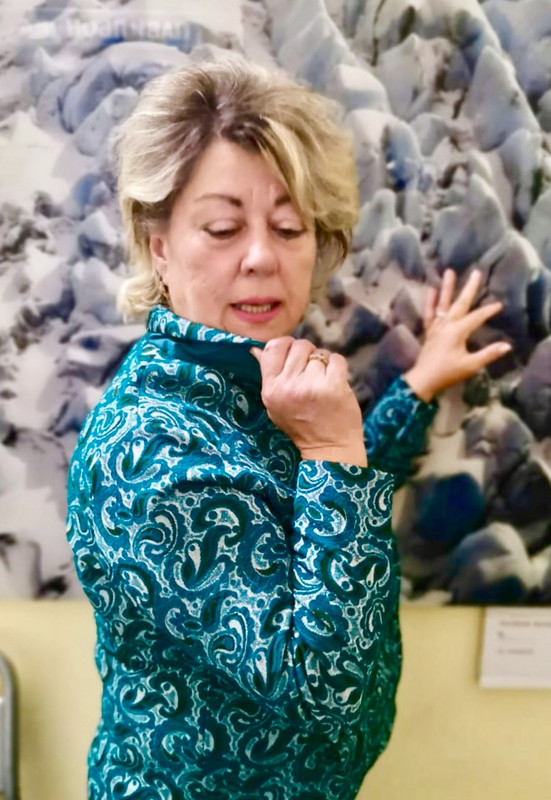 E6BF9B9C-A07B-4487-A659-3484A6774EFB