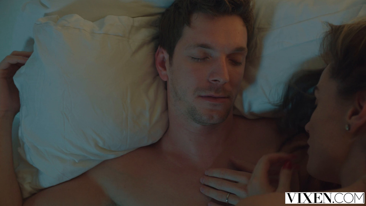 Tori Black - After Dark Part 4 - VIXEN.mp4.0002