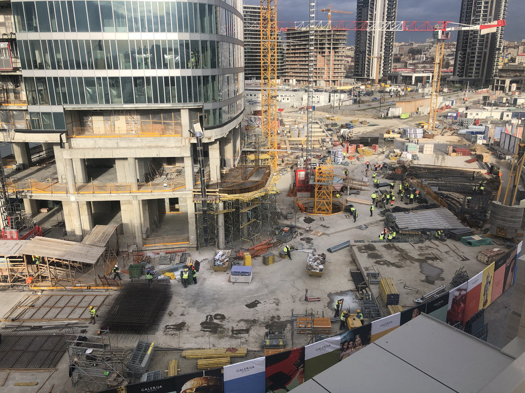 F3CBE792-ECBD-45AF-94FE-22FD400FA075