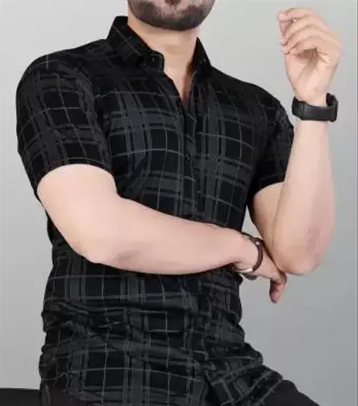 Men's Checked Regular Spread Collar Black Shirts (R301)