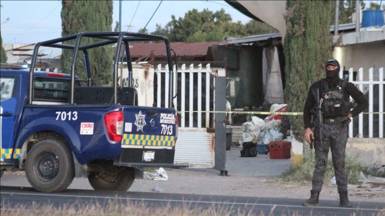 Mueren 3 hombres armados durante enfrentamiento con policías en Celaya