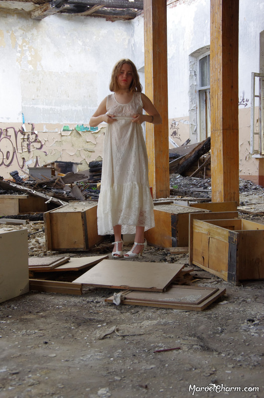 MarvelCharm_Nicolette-Ruins-056