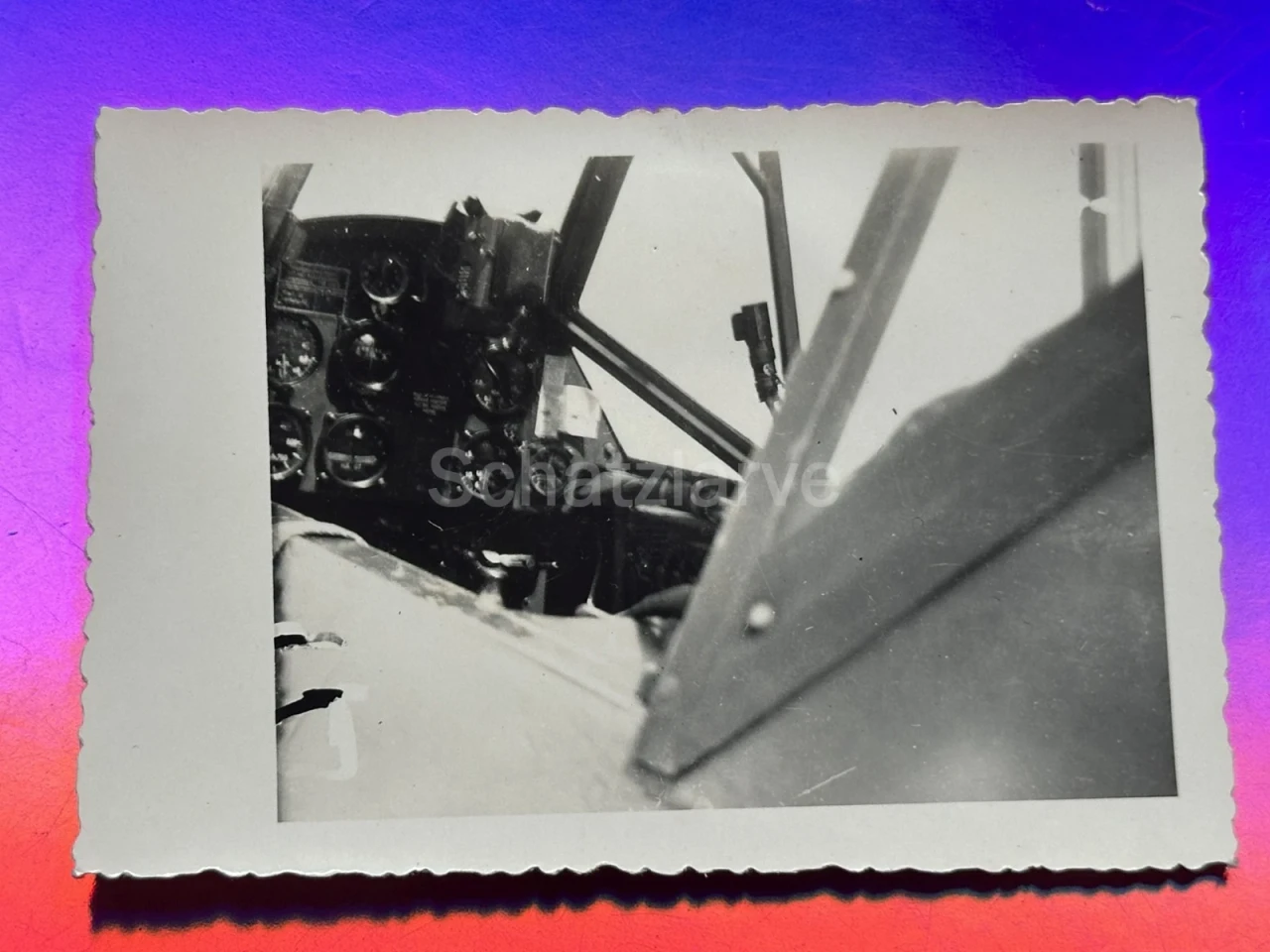Foto Jagdflieger Jagdgeschwader 51 (JG 51) Cockpit Me 109 Dunkerque (MJ 208)