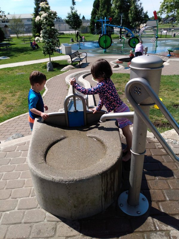 [Image: 2017993979365417625.jpg]