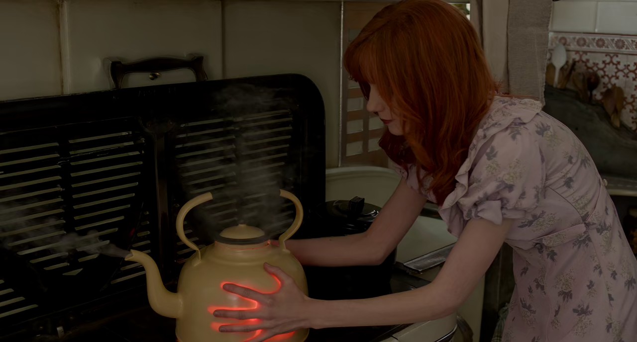 Miss-Peregrine-s-Home-for-Peculiar-Children-2016-Hindi-English-720p-x265-HEVC-AAC-6ch-MSub-mkv-0