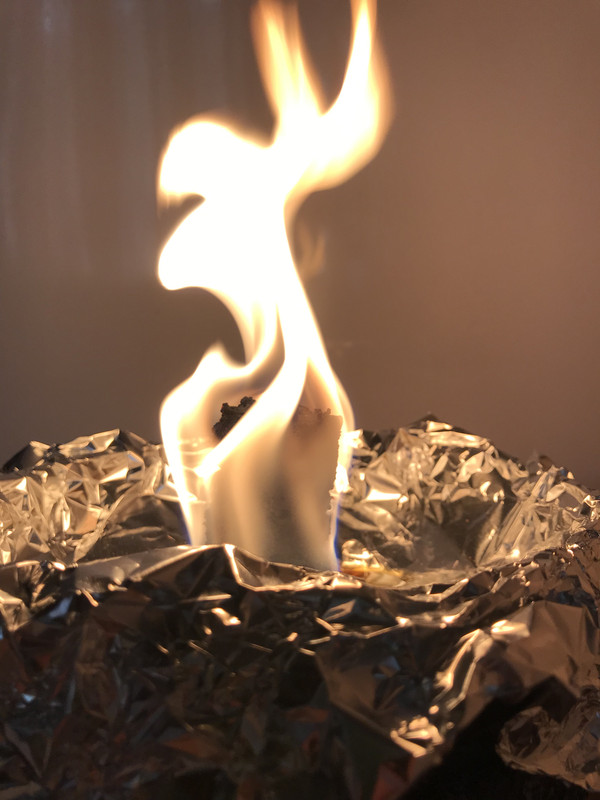 EB694E8A-6940-425F-8F16-F42F32FAFB3B