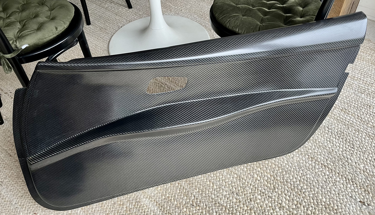 F9049E80-4E18-466E-B971-757518A6AB24