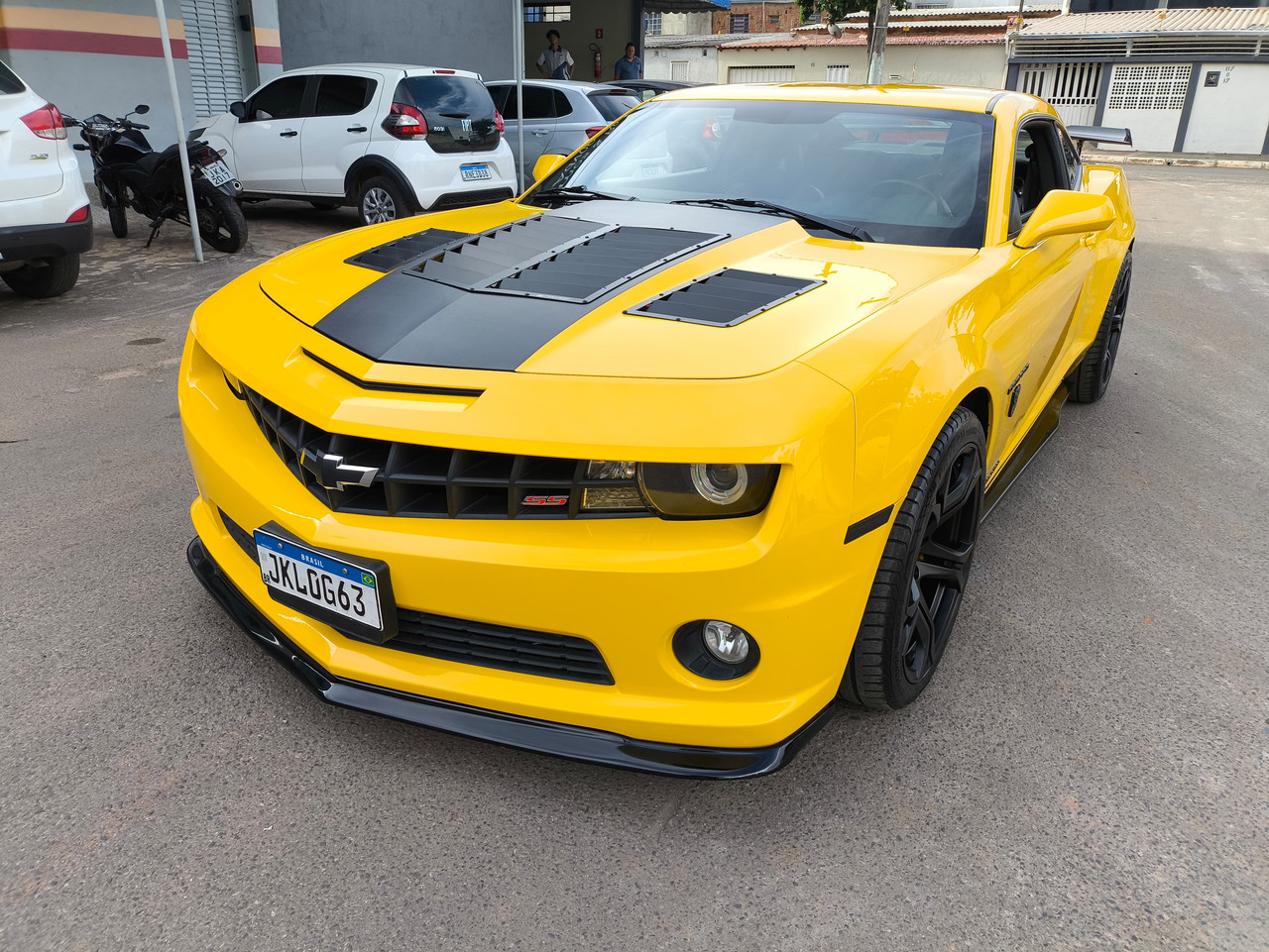 c8b781fb 739b 4c24 b22d e48b413fc81d