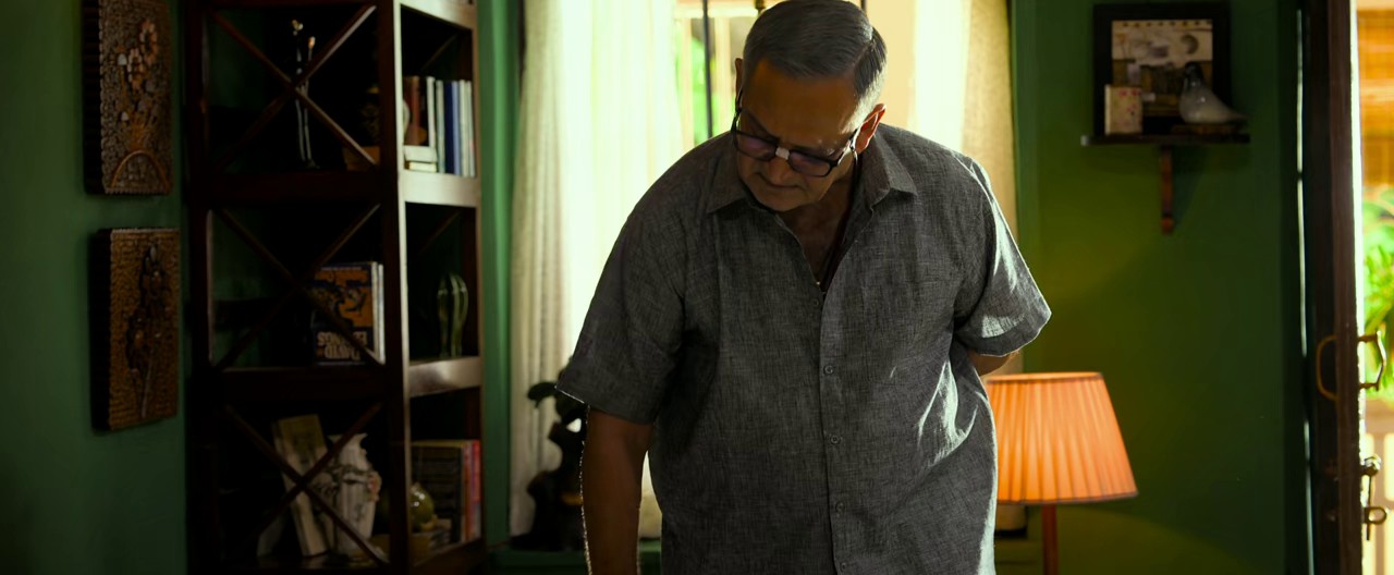 Juna-Furniture-2024-Marathi-AMZN-WEB-DL-720p-HEVC-EAC3-6ch-ESub-mkv-0000