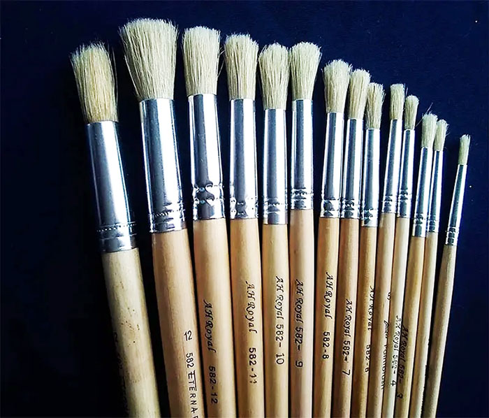 Pincel cerda dura redondo o plano #12 para artes y manualidades