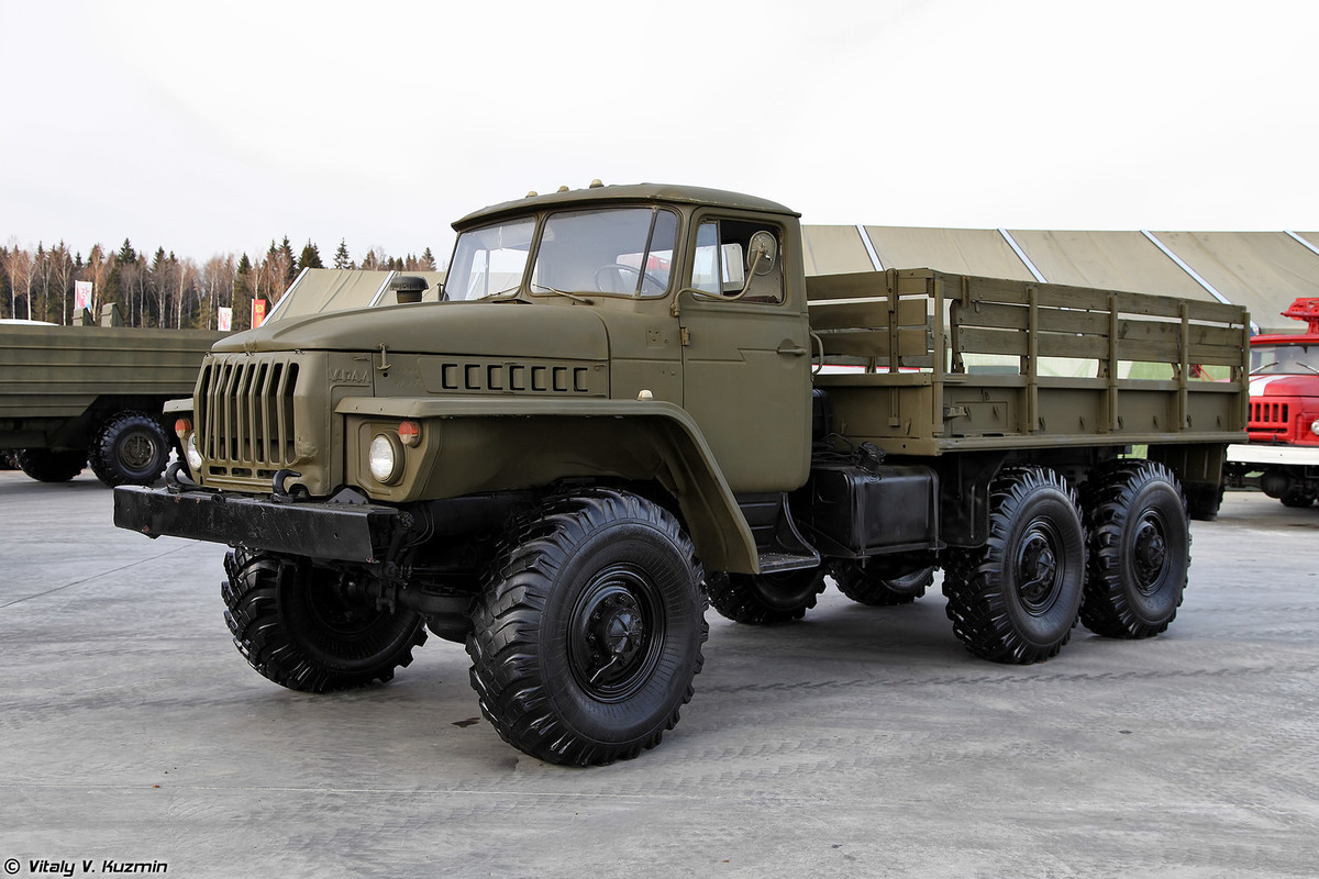 Урал-4320 (1)