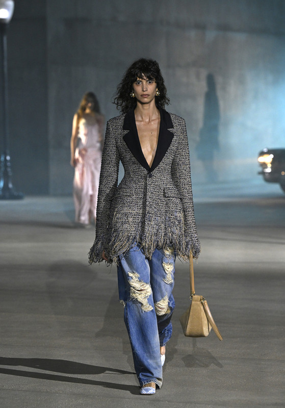 dior cruise 27 r GG 04