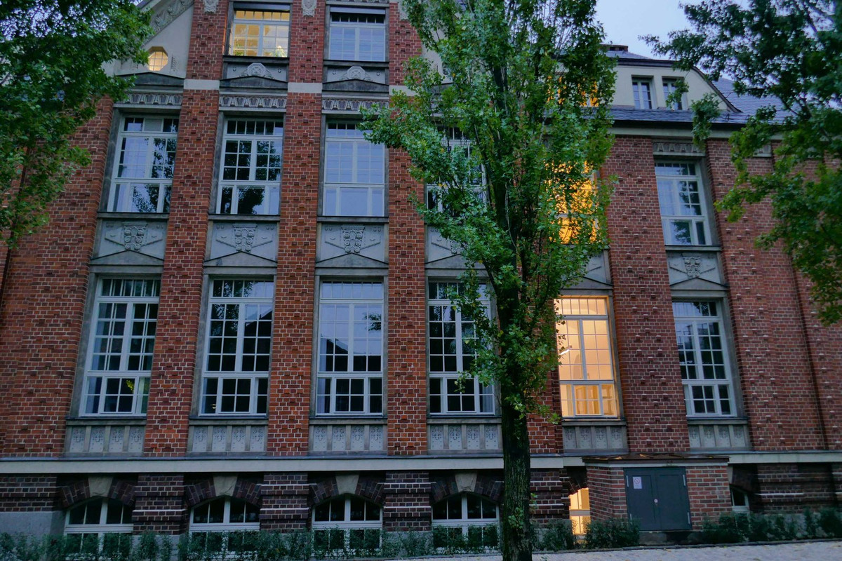 Bild: https://i.postimg.cc/Y25npKbY/P1300977.jpg