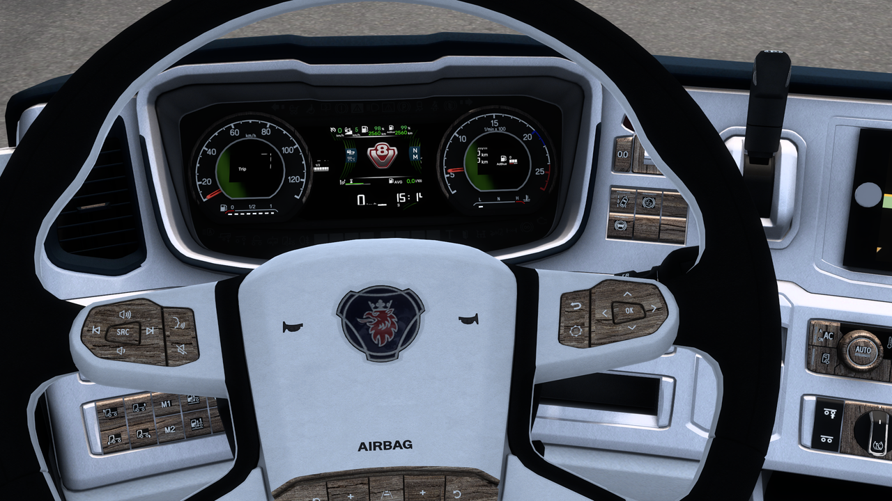 ets2_20250826_231637_00