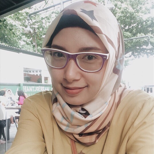 Putuskan berhijrah, ini 7 potret anyar eks personel girlband Tanah Air