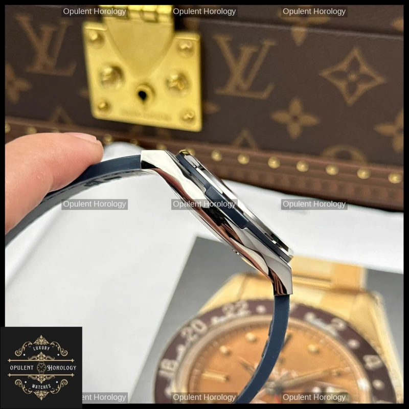 Hublot Classic Fusion 42mm Blue Titanium Ultra-Lightweight Automatic Watch