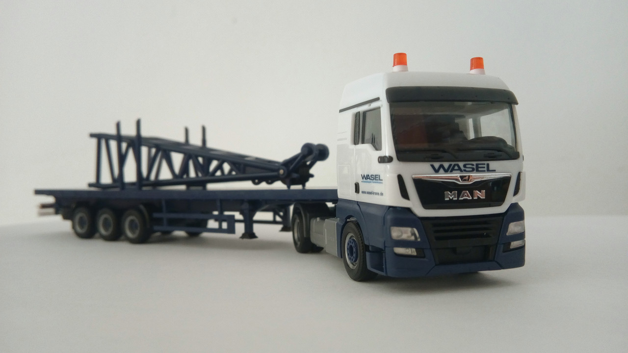 Mache (9337)