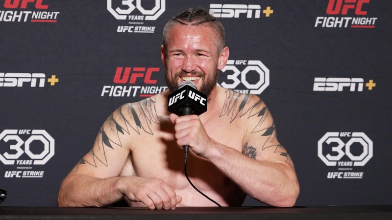 Николъс Далби срещу Елизеу Залески 2 на UFC Vegas 100
