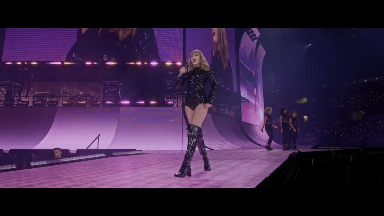 Taylor.Swift.Reputation.Stadium.Tour.2018.2160p.NF.WEB-DL.DDP5.1.Atmos.DV.HDR.H.265-CRFW.mkv_snapsho