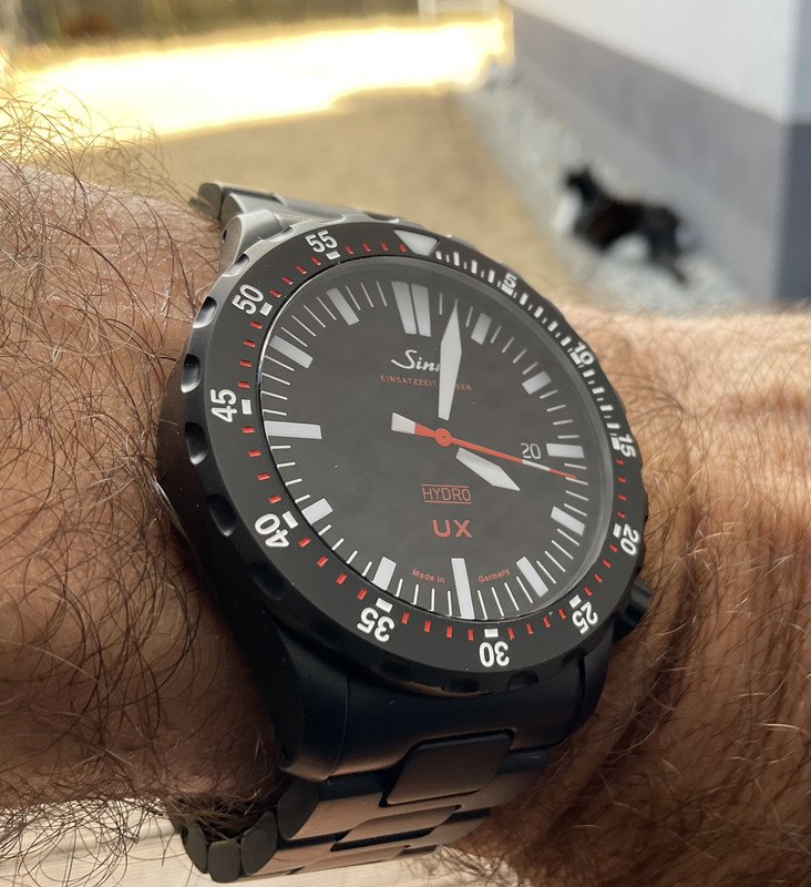 E400719D-49EB-45FC-8947-1D0685ECE894