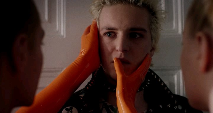 La.Ragazza.Del.Punk.Innamorato.2017.iTALiAN.BDRiP.AC3.XviD.avi_snapshot_01.14.30.261