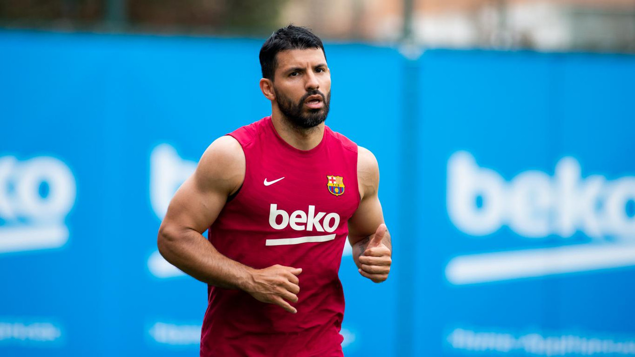 Sergio training with FCB before retiring