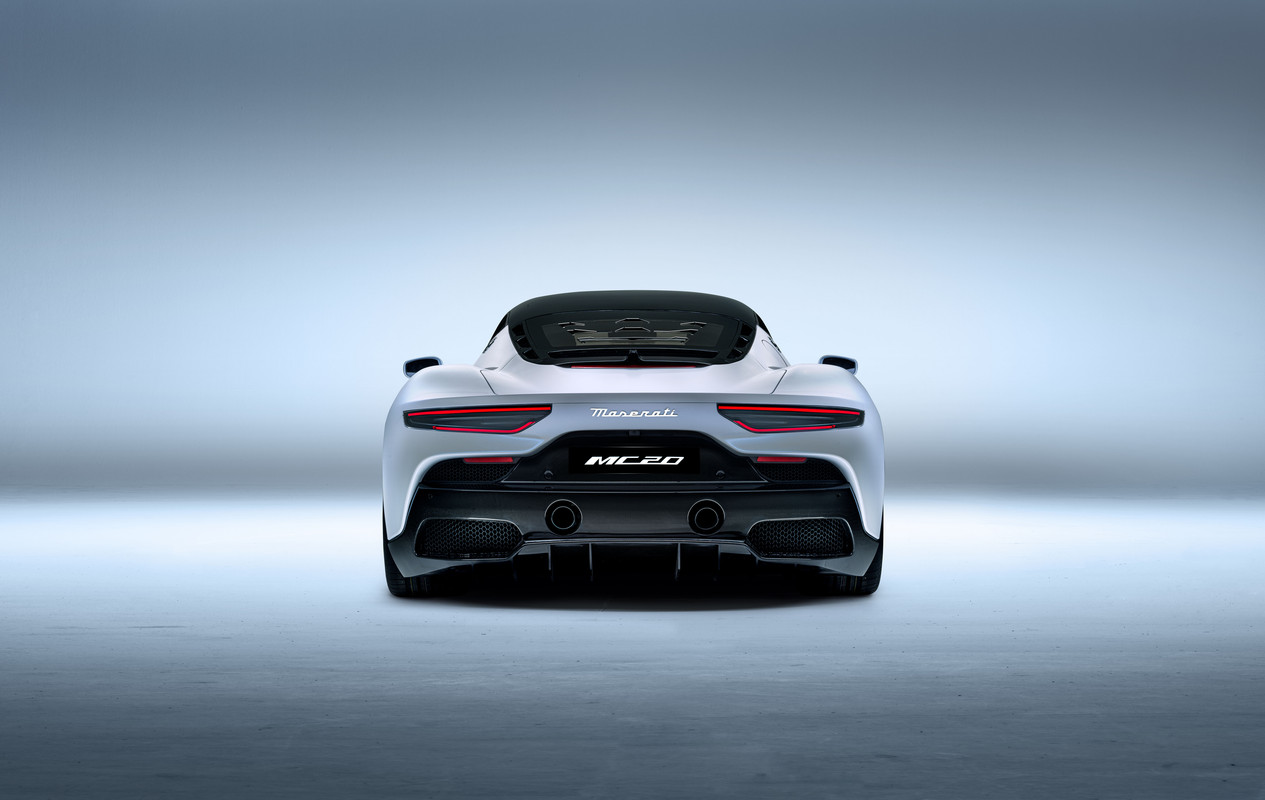 08_Maserati_MC20