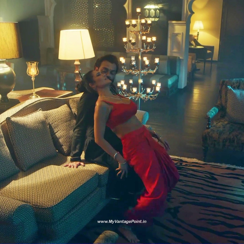 41Esha Gupta Hot in Aashram Web Series