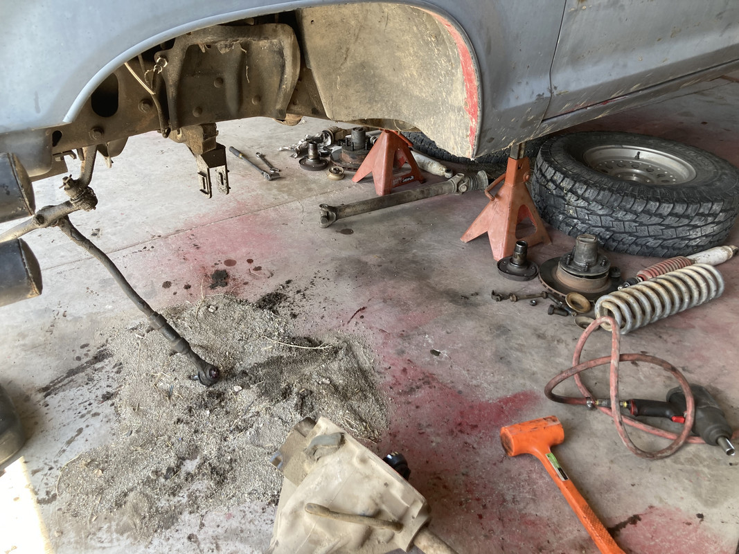 AC26E2DA-F340-44AB-A849-FB33BB9DFC31