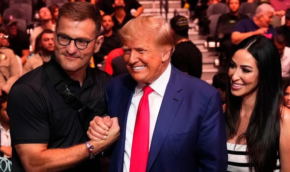 Стриймър призова феновете да освиркат Доналд Тръмп в UFC 317