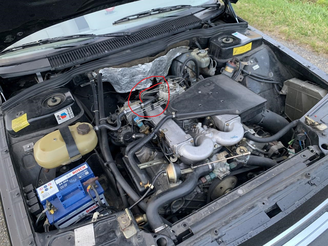 hd-renault-25-v6-limousine---les-photos-de-l%u2019exemplaire-d%u2019andré-trigano - Copie