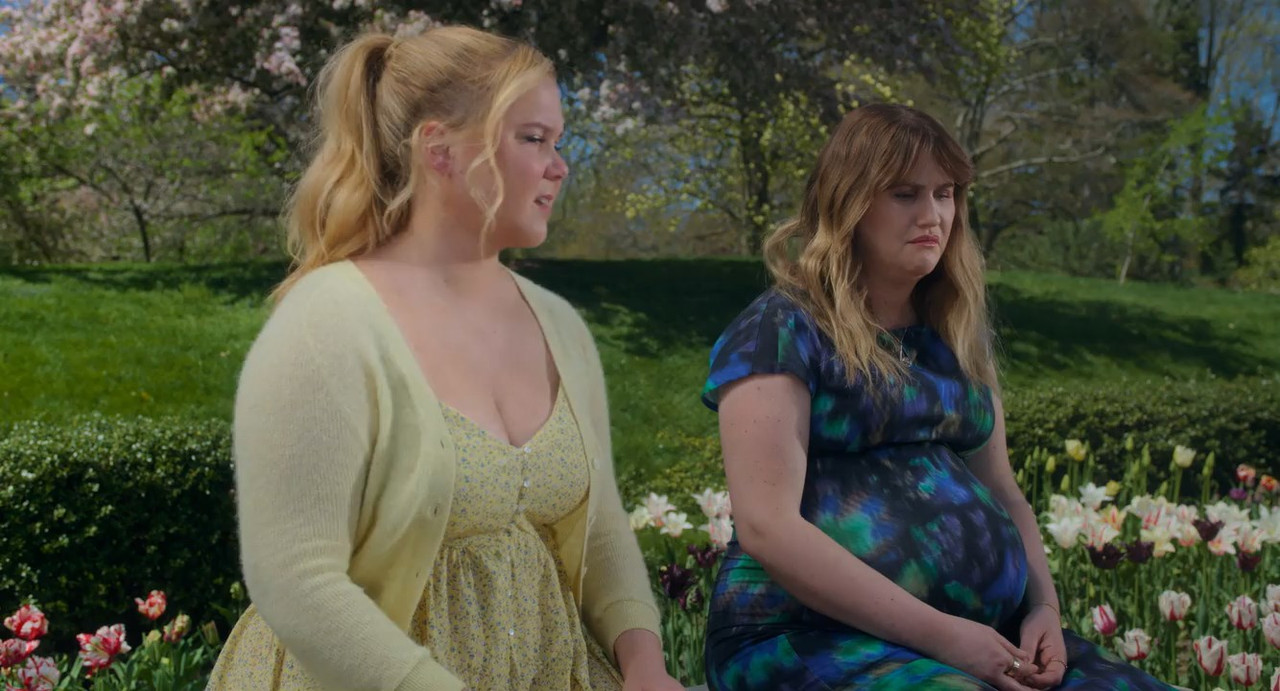 Kinda Pregnant 2025 WebRip [Hindi + Tamil + Telugu + English] 480p, 720p ESub Screenshot
