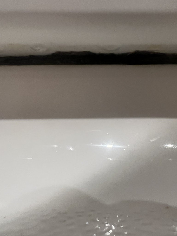 337106F1-A226-4B11-8107-F6063DE19353