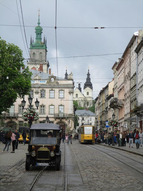 LA SORPRENDENTE LVIV, Ciudad-Ucrania (2)