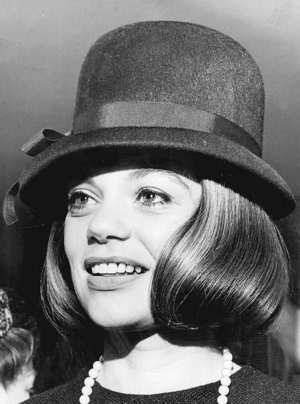 Dyan_Cannon_a39