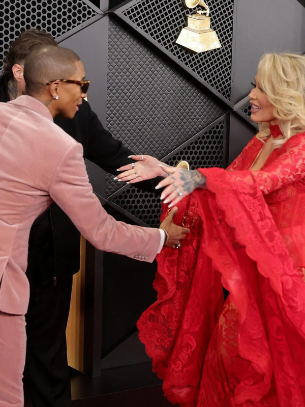 LV_ers_pharrell_lbuddy22_at_68th_Grammy_awards_Christina_House_Kevin_Mazur_John_Shear_(9)