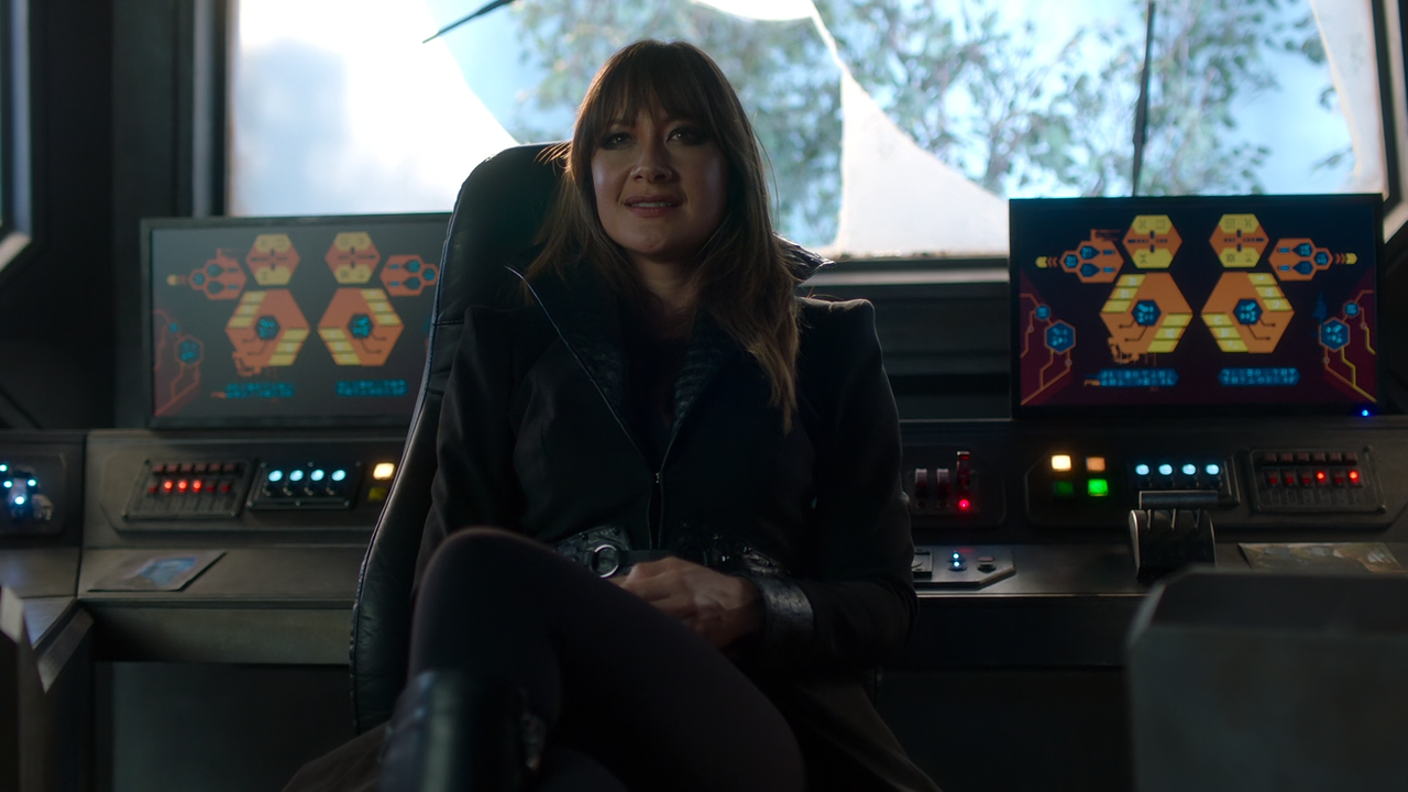 Supergirl.S06E11.Mxy.in.the.Middle.1080p.10bit.AMZN.WEB-DL.DDP5.1.HEVC-Vyndros.mkv_snapshot_13.17_[2