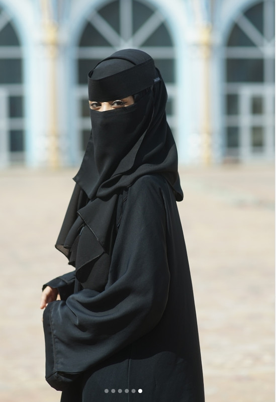 C:\Users\lenovo\Pictures\Saved Pictures\muslim woman\Screenshot_1-11-2025_213924_www.instagram.com.jpeg
