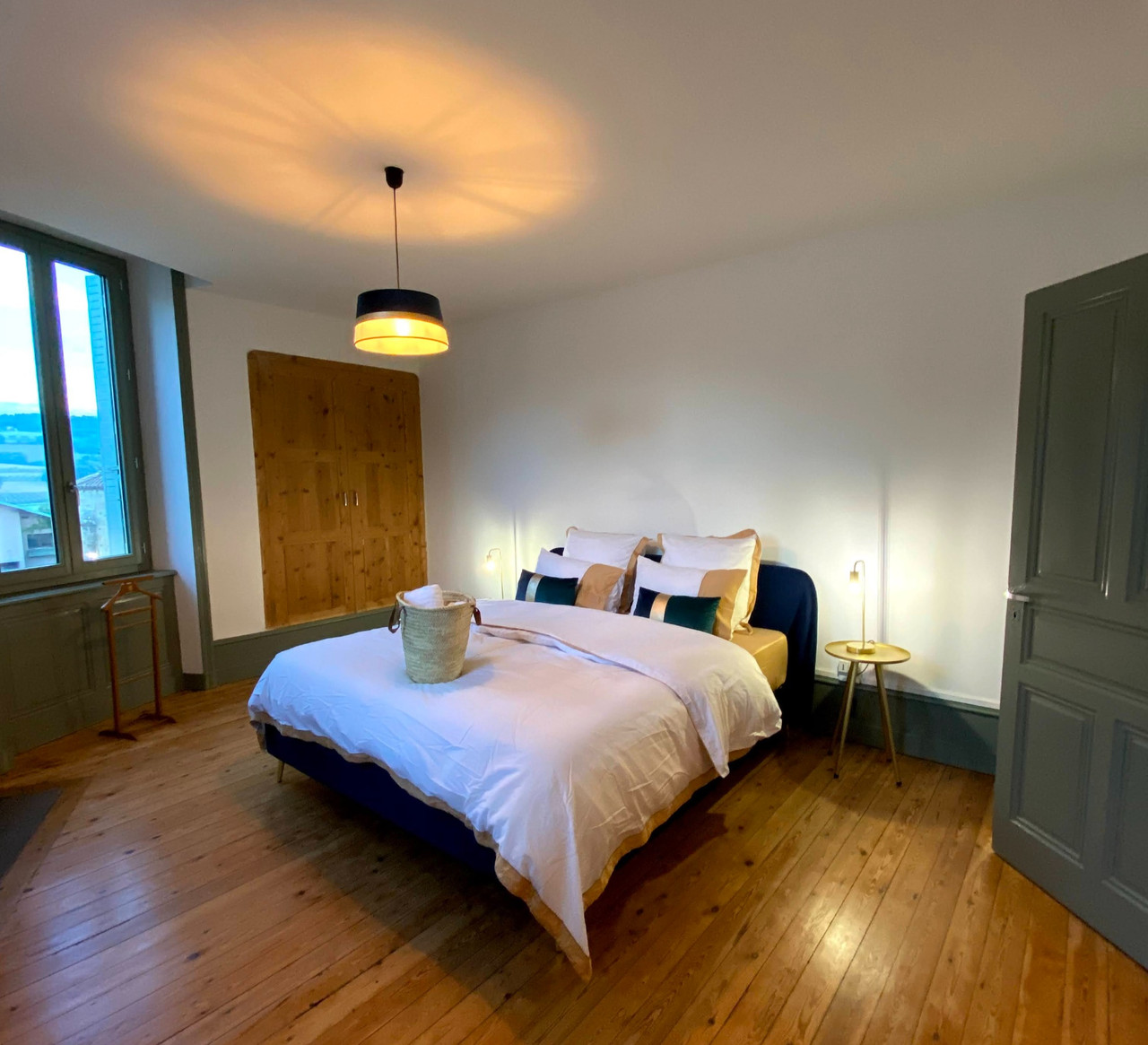 The Apartment — Photo 1